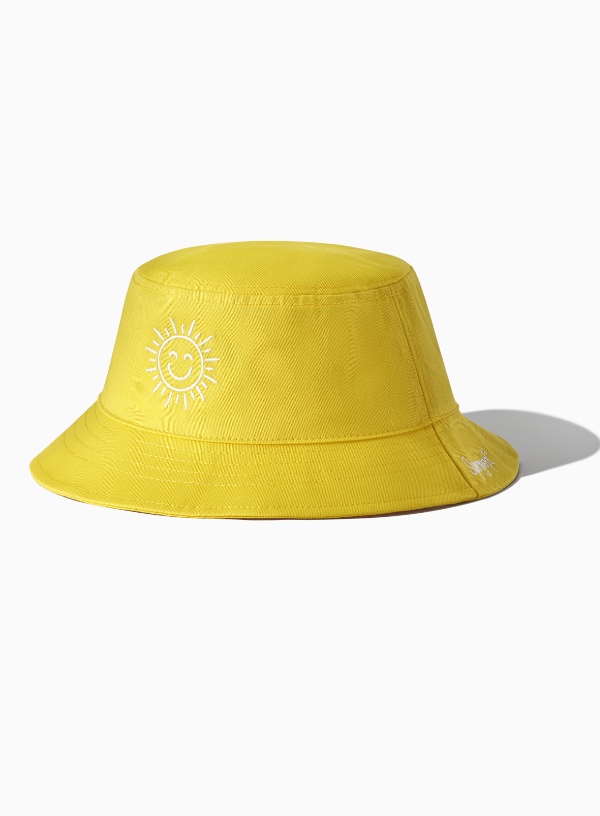 Bucket_Hat_angled.png