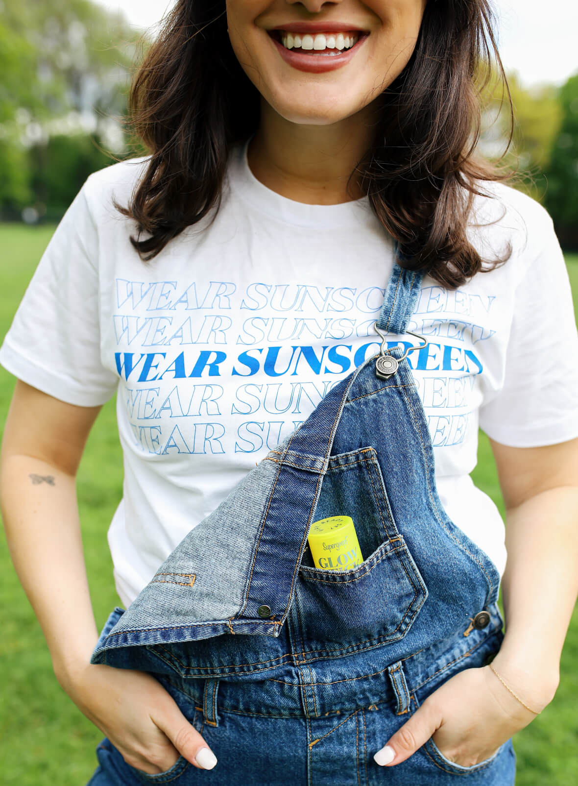 WearSunscreenTee_Img2_78abe7da-e91a-45b1-b5eb-2654e4655bd9.jpg